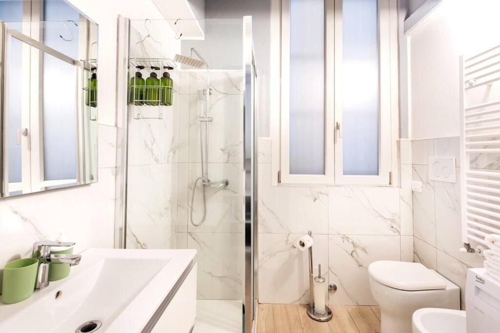 Apartament Moscova Moderno E Centrale Bilocale Per Coppie Mediolan Zewnętrze zdjęcie