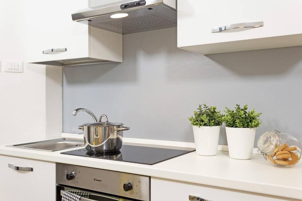 Apartament Moscova Moderno E Centrale Bilocale Per Coppie Mediolan Zewnętrze zdjęcie