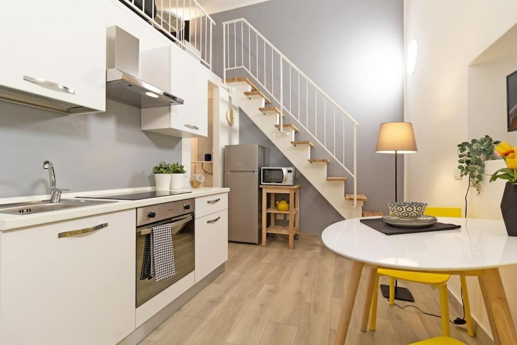 Apartament Moscova Moderno E Centrale Bilocale Per Coppie Mediolan Zewnętrze zdjęcie